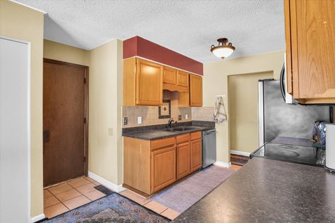 Tiny photo for 1303 GREENRIDGE Drive, Urbana, IL 61802 (MLS # 12586644)