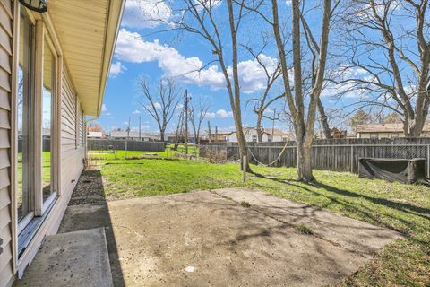 Tiny photo for 1303 GREENRIDGE Drive, Urbana, IL 61802 (MLS # 12586644)