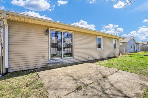 Tiny photo for 1303 GREENRIDGE Drive, Urbana, IL 61802 (MLS # 12586644)