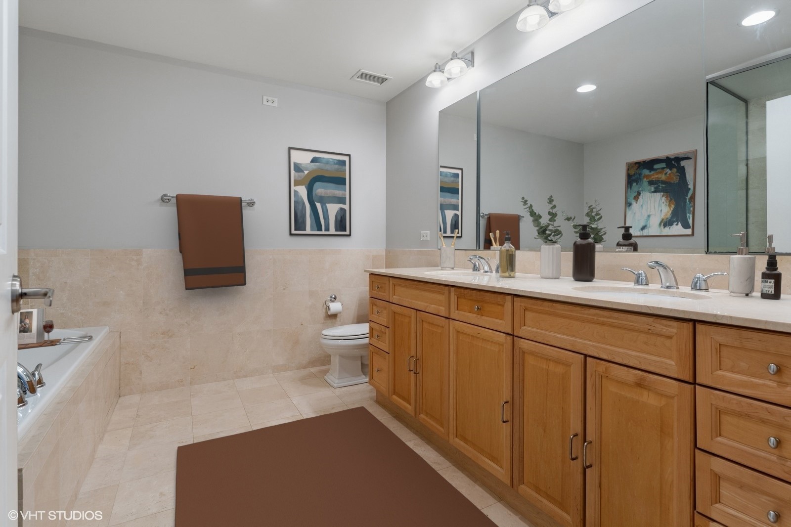 55 E Erie Street 2403