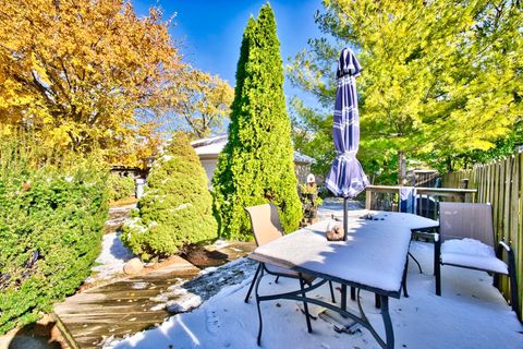 Tiny photo for 345 Ash Avenue, Wood Dale, IL 60191 (MLS # 12507405)