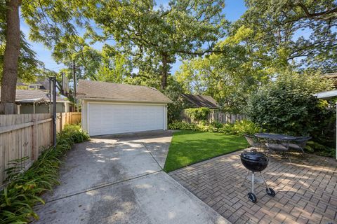 Tiny photo for 7911 Oak Avenue, River Forest, IL 60305 (MLS # 12470876)