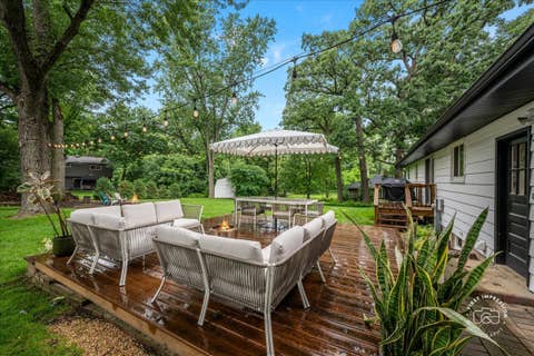 Tiny photo for 27W755 Robin Lane, West Chicago, IL 60185 (MLS # 12670559)
