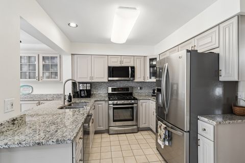 Tiny photo for 36143 N Springbrook Lane, Gurnee, IL 60031 (MLS # 12561447)