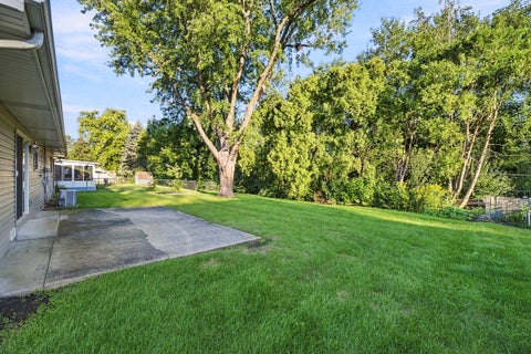 Tiny photo for 145 Shawnee Drive, Carol Stream, IL 60188 (MLS # 12768089)