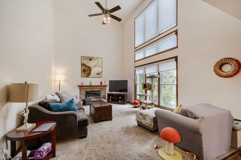 Tiny photo for 1721 Dorchester Avenue, Algonquin, IL 60102 (MLS # 12649481)