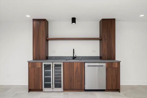 Tiny photo for 1037 Belleforte Avenue, Oak Park, IL 60302 (MLS # 12549472)