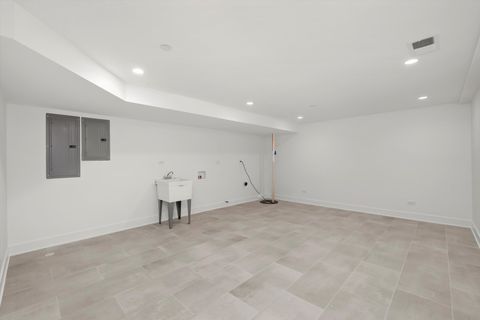 Tiny photo for 1037 Belleforte Avenue, Oak Park, IL 60302 (MLS # 12549472)