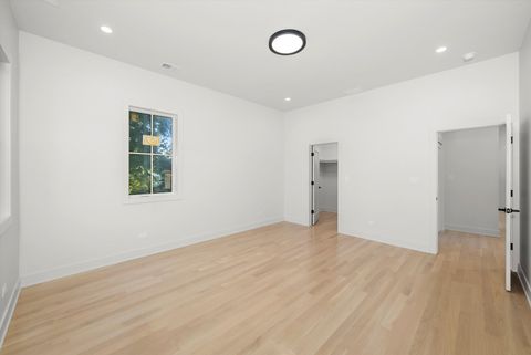 Tiny photo for 1037 Belleforte Avenue, Oak Park, IL 60302 (MLS # 12549472)