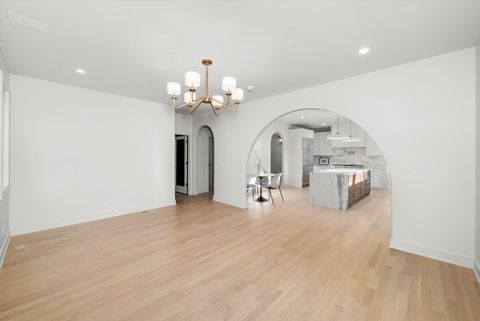 Tiny photo for 1037 Belleforte Avenue, Oak Park, IL 60302 (MLS # 12549472)