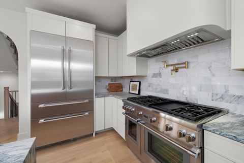 Tiny photo for 1037 Belleforte Avenue, Oak Park, IL 60302 (MLS # 12549472)