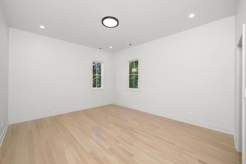 Tiny photo for 1037 Belleforte Avenue, Oak Park, IL 60302 (MLS # 12549472)