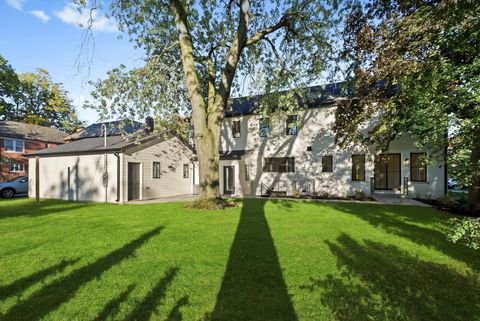 Tiny photo for 1037 Belleforte Avenue, Oak Park, IL 60302 (MLS # 12549472)