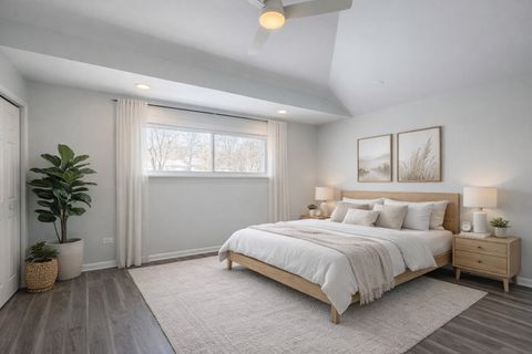 Tiny photo for 11410 S LOOMIS Street, Chicago, IL 60643 (MLS # 12558169)