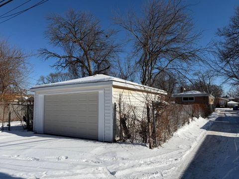 Tiny photo for 11410 S LOOMIS Street, Chicago, IL 60643 (MLS # 12558169)
