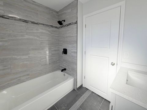 Tiny photo for 11410 S LOOMIS Street, Chicago, IL 60643 (MLS # 12558169)