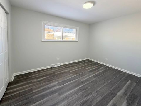 Tiny photo for 11410 S LOOMIS Street, Chicago, IL 60643 (MLS # 12558169)