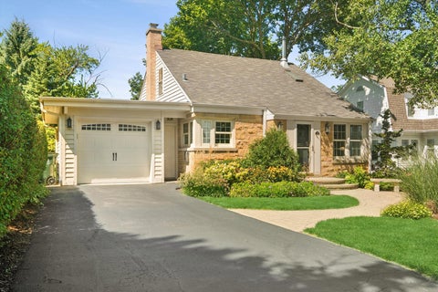 Tiny photo for 508 Division Street, Barrington, IL 60010 (MLS # 12737187)
