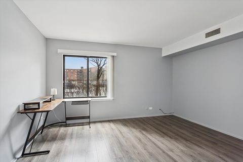 Tiny photo for 720 Wellington Avenue #113, Elk Grove Village, IL 60007 (MLS # 12547072)