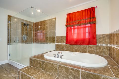 Tiny photo for 4018 N Grant Street, Westmont, IL 60559 (MLS # 12492982)
