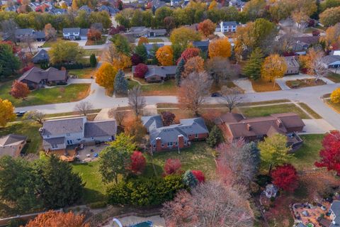 Tiny photo for 2103 Hedgewood Drive, Bloomington, IL 61704 (MLS # 12490207)