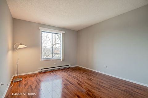 Tiny photo for 720 N Briar Hill Lane #5, Addison, IL 60101 (MLS # 12572519)