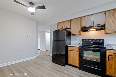 Tiny photo for 720 N Briar Hill Lane #5, Addison, IL 60101 (MLS # 12572519)