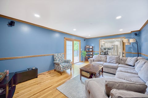 Tiny photo for 1140 Sandhurst Lane, Carol Stream, IL 60188 (MLS # 12686525)