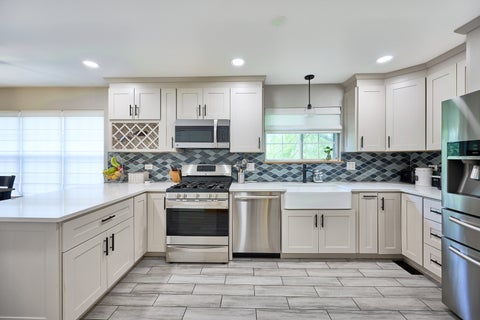 Tiny photo for 1140 Sandhurst Lane, Carol Stream, IL 60188 (MLS # 12686525)