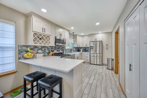 Tiny photo for 1140 Sandhurst Lane, Carol Stream, IL 60188 (MLS # 12686525)
