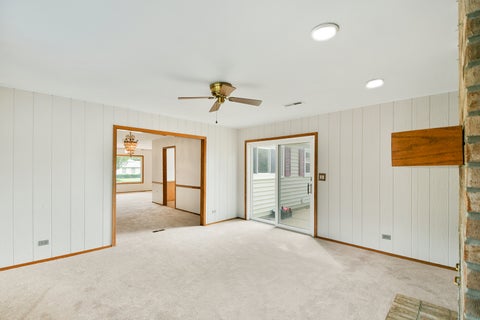 Tiny photo for 284 Timber Hill Road, Buffalo Grove, IL 60089 (MLS # 12732739)