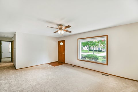 Tiny photo for 284 Timber Hill Road, Buffalo Grove, IL 60089 (MLS # 12732739)