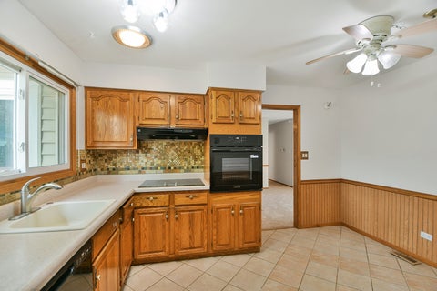 Tiny photo for 284 Timber Hill Road, Buffalo Grove, IL 60089 (MLS # 12732739)