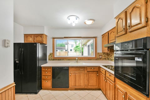 Tiny photo for 284 Timber Hill Road, Buffalo Grove, IL 60089 (MLS # 12732739)