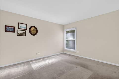 Tiny photo for 5515 E Lake Drive #93-F, Lisle, IL 60532 (MLS # 12741217)