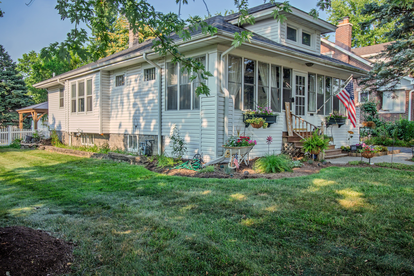 524 E 13th Street
