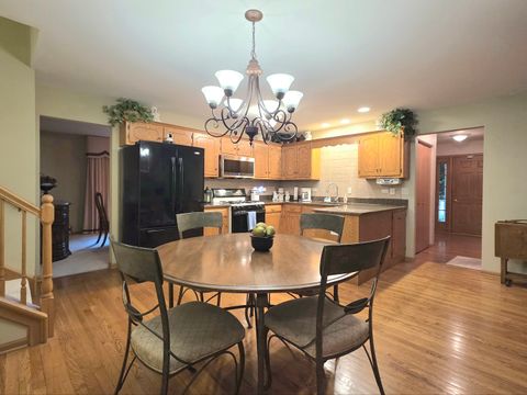 Tiny photo for 601 Lisson GRV, New Lenox, IL 60451 (MLS # 12680392)