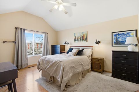 Tiny photo for 350 Windsor Court #D, South Elgin, IL 60177 (MLS # 12536716)