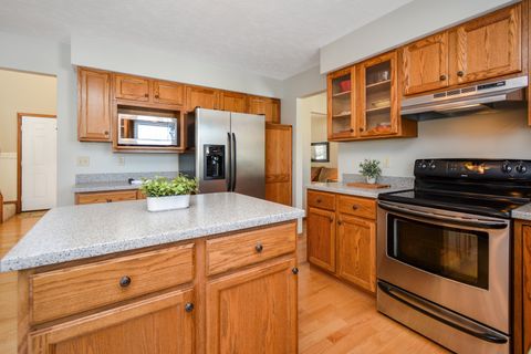 Tiny photo for 10 Cameron Court, Bloomington, IL 61704 (MLS # 12556411)