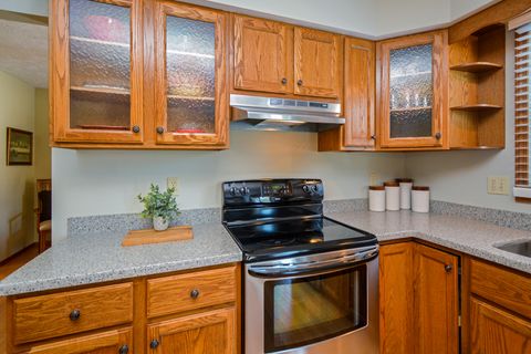 Tiny photo for 10 Cameron Court, Bloomington, IL 61704 (MLS # 12556411)