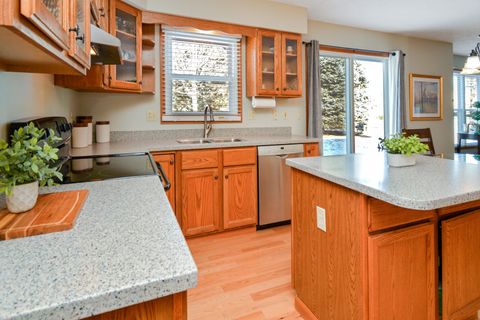 Tiny photo for 10 Cameron Court, Bloomington, IL 61704 (MLS # 12556411)