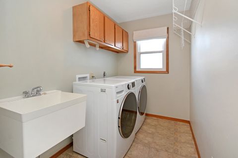 Tiny photo for 10 Cameron Court, Bloomington, IL 61704 (MLS # 12556411)