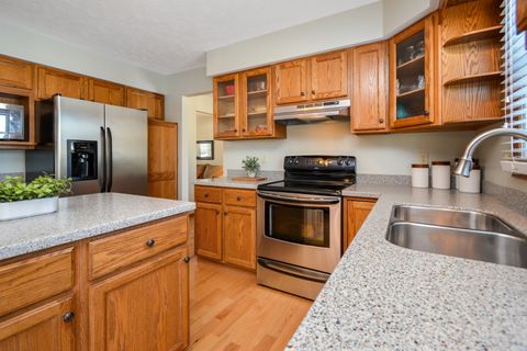 Tiny photo for 10 Cameron Court, Bloomington, IL 61704 (MLS # 12556411)