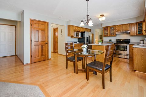 Tiny photo for 10 Cameron Court, Bloomington, IL 61704 (MLS # 12556411)