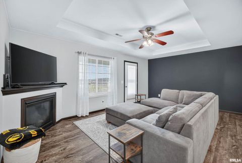 Tiny photo for 300 E FRANKLIN Street #203, Eldridge, IA 52748 (MLS # QC4269507)