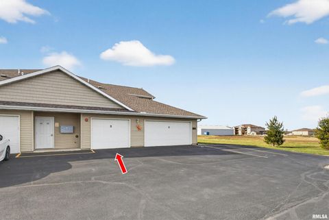 Tiny photo for 300 E FRANKLIN Street #203, Eldridge, IA 52748 (MLS # QC4269507)