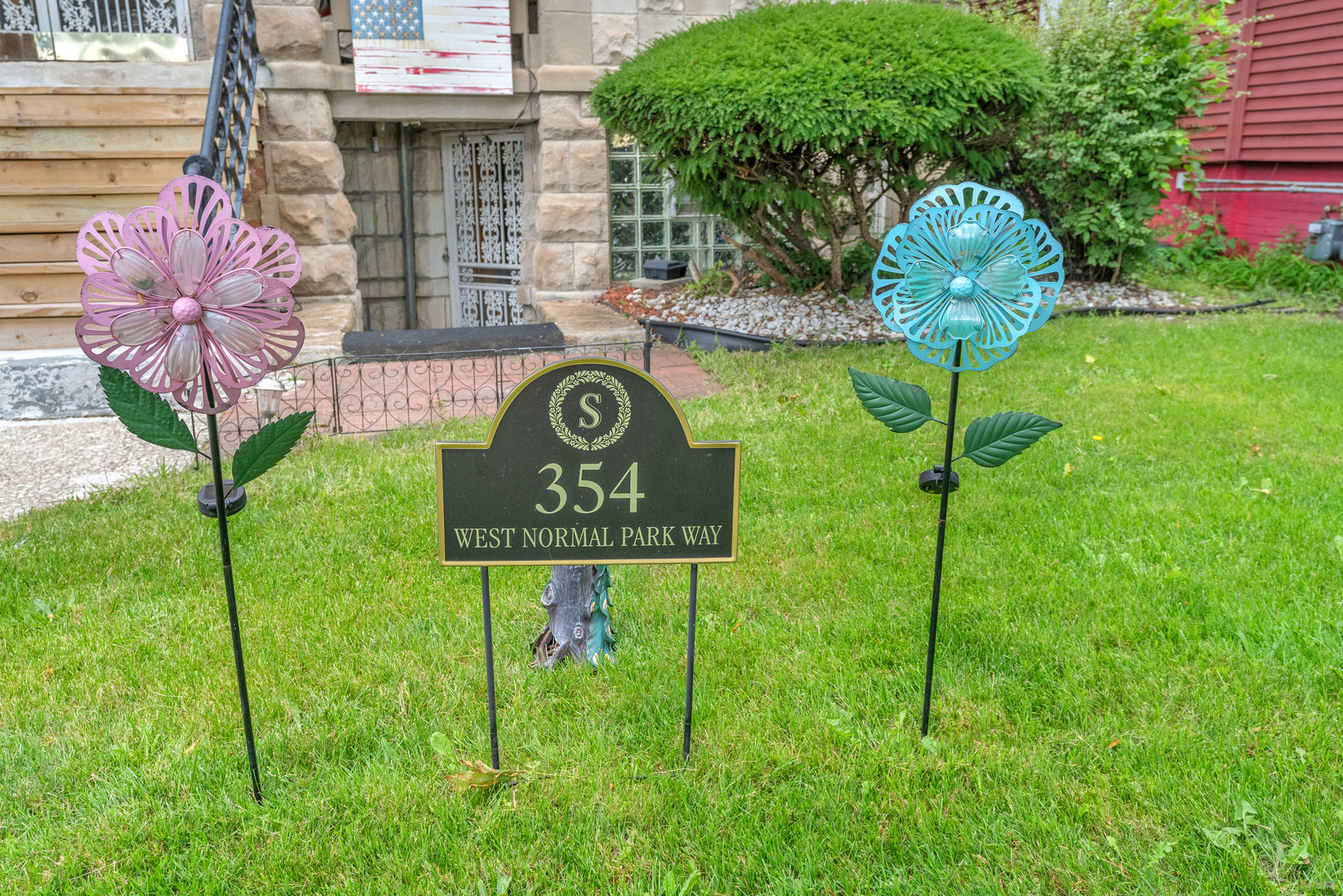 354 W Normal Parkway