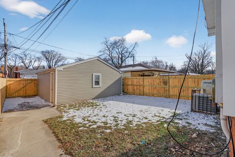 Tiny photo for 11539 S Carpenter Street, Chicago, IL 60643 (MLS # 12559162)