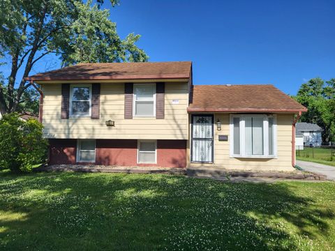 Photo of 127 N Cedar Lane, Glenwood, IL 60425 (MLS # 12403115)
