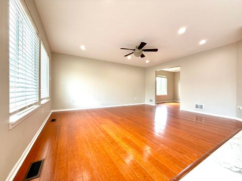 Tiny photo for 284 Berkeley Drive, Bolingbrook, IL 60440 (MLS # 12406572)